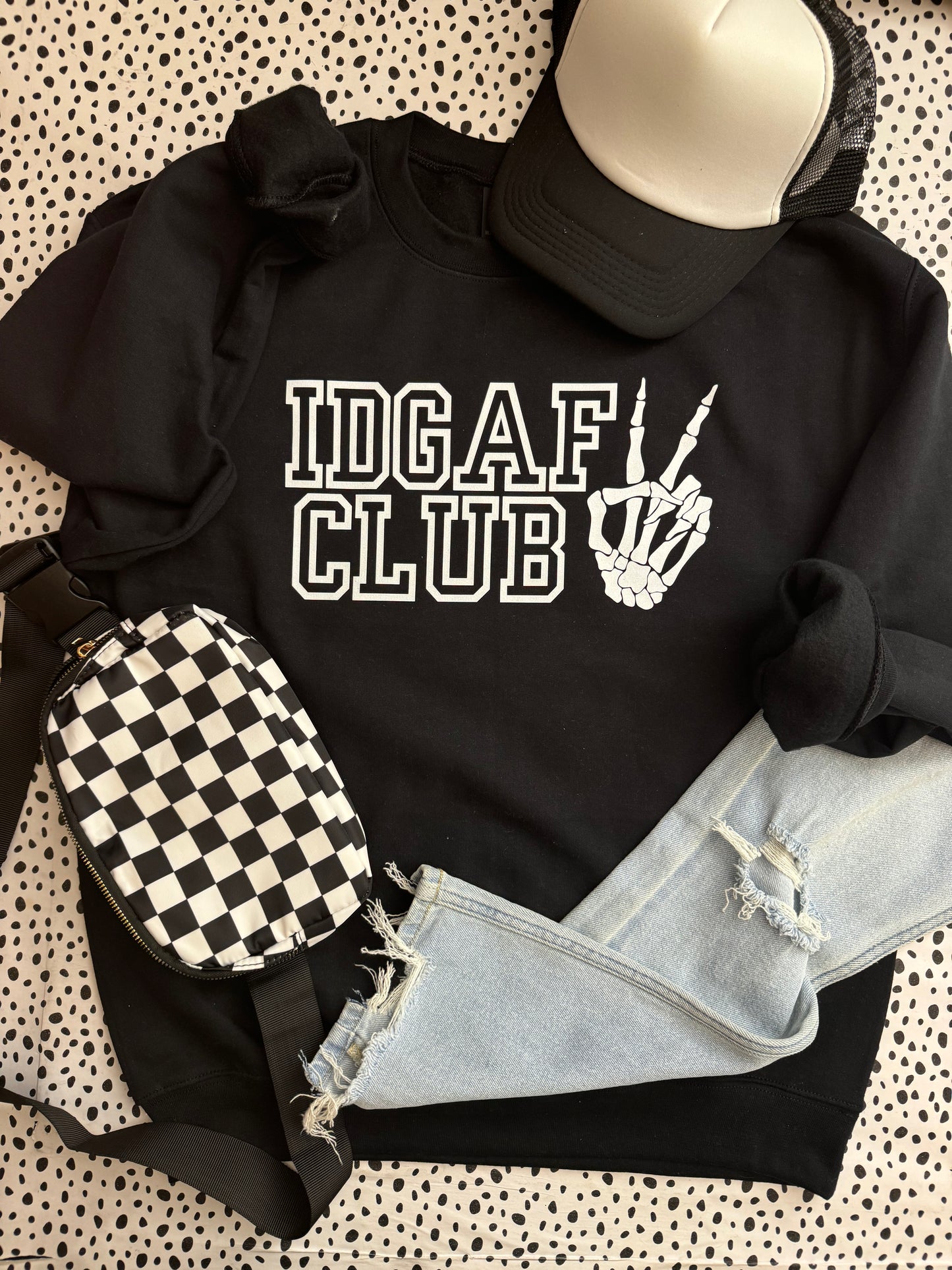 IDGAF club 🖤