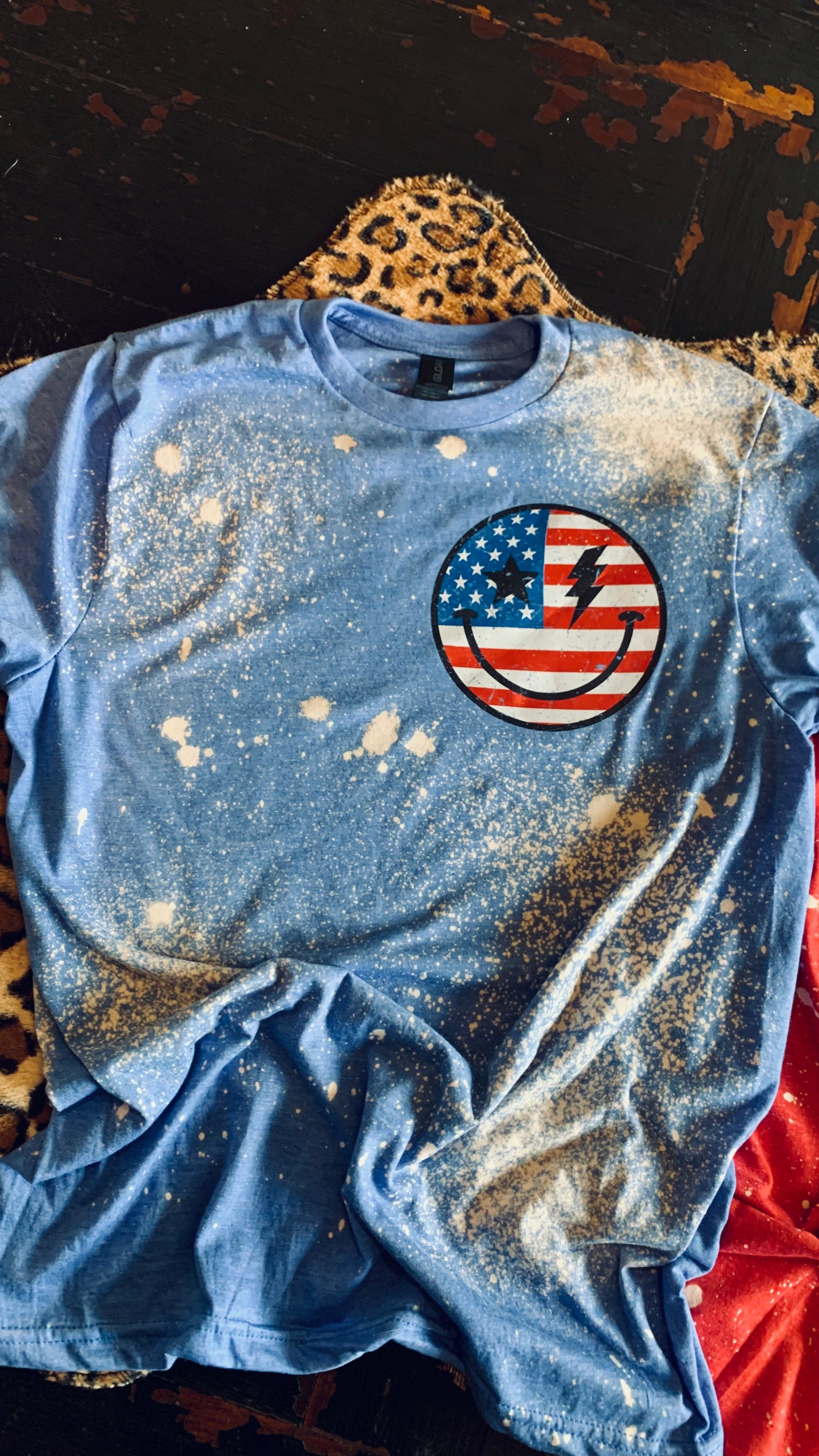 Distressed American 🇺🇸 Smiley Tee